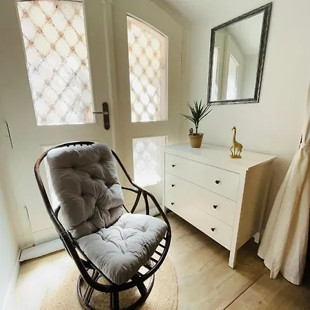 아파트 Filmap- Charmante Kreuzgewoelbe-whg Im Herzen Der Altstadt-ideal Fuer Paare & Geschaeftsreisende