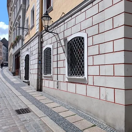 Filmap- Charmante Kreuzgewoelbe-whg Im Herzen Der Altstadt-ideal Fuer Paare & Geschaeftsreisende * Gorlitz