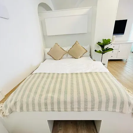 Filmap- Charmante Kreuzgewoelbe-whg Im Herzen Der Altstadt-ideal Fuer Paare & Geschaeftsreisende * Görlitz