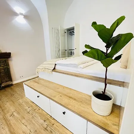 Filmap- Charmante Kreuzgewoelbe-whg Im Herzen Der Altstadt-ideal Fuer Paare & Geschaeftsreisende