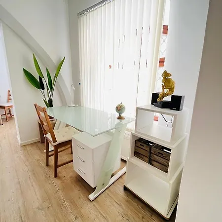 Filmap- Charmante Kreuzgewoelbe-whg Im Herzen Der Altstadt-ideal Fuer Paare & Geschaeftsreisende Apartment Gorlitz