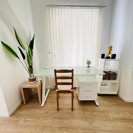 Filmap- Charmante Kreuzgewoelbe-whg Im Herzen Der Altstadt-ideal Fuer Paare & Geschaeftsreisende